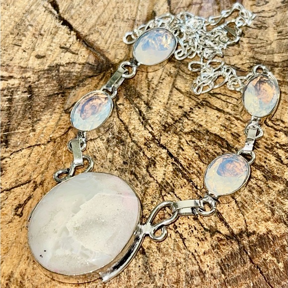 Solar Quartz Pendant Necklace - Picture 9 of 10